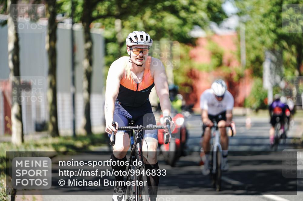 09.08.2026 - GEWOBA Citytriathlon Bremen Michael Burmester http://msf.ph/oto/9946833 09.08.2026 12:09:06 Radfahren 607, 630, 654, 699, 700, 858, 1121 meine-sportfotos.de
