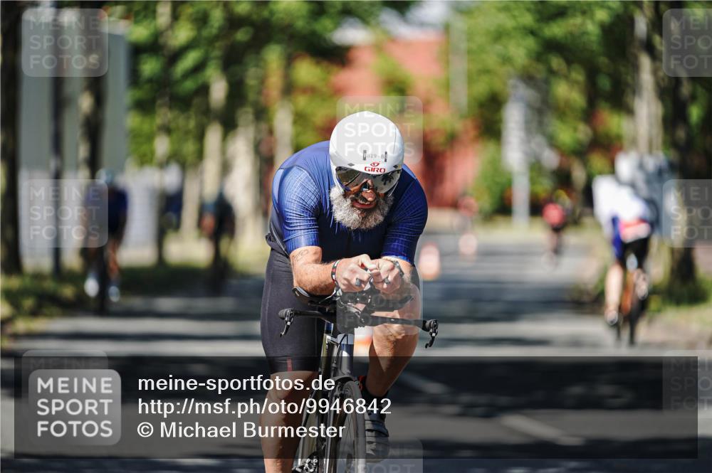 09.08.2026 - GEWOBA Citytriathlon Bremen Michael Burmester http://msf.ph/oto/9946842 09.08.2026 12:09:18 Radfahren 543, 607, 621, 629, 675, 700, 819, 1121, 1124 meine-sportfotos.de