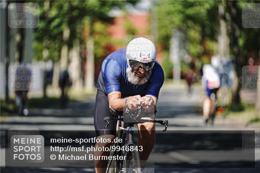 09.08.2026 - GEWOBA Citytriathlon Bremen Michael Burmester http://msf.ph/oto/9946843 09.08.2026 12:09:18 Radfahren 543, 607, 621, 629, 675, 700, 819, 1121, 1124 meine-sportfotos.de