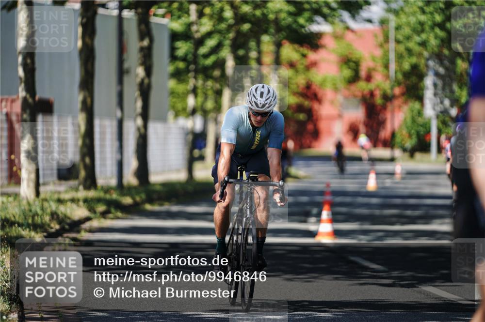 09.08.2026 - GEWOBA Citytriathlon Bremen Michael Burmester http://msf.ph/oto/9946846 09.08.2026 12:09:22 Radfahren 543, 621, 629, 675, 719, 819, 1121, 1124 meine-sportfotos.de
