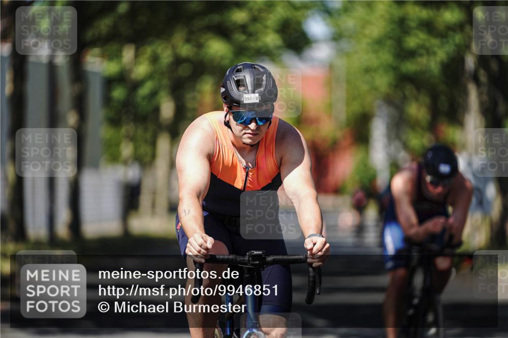 09.08.2026 - GEWOBA Citytriathlon Bremen Michael Burmester http://msf.ph/oto/9946851 09.08.2026 12:09:29 Radfahren 543, 570, 597, 621, 629, 719, 819, 1124 meine-sportfotos.de
