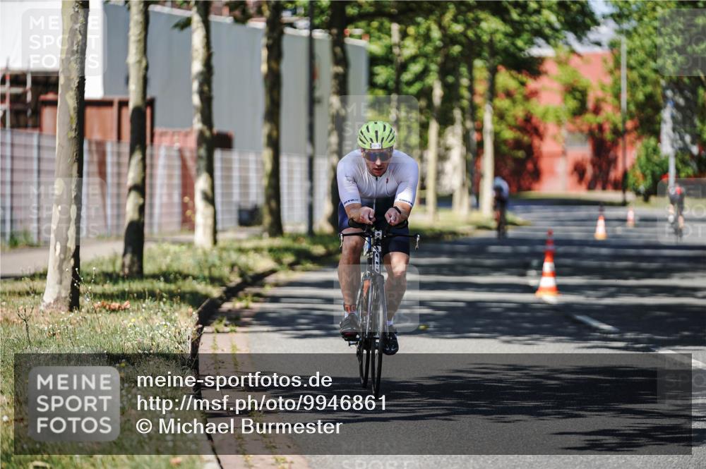 09.08.2026 - GEWOBA Citytriathlon Bremen Michael Burmester http://msf.ph/oto/9946861 09.08.2026 12:09:49 Radfahren 578, 635, 674, 702, 718, 770 meine-sportfotos.de