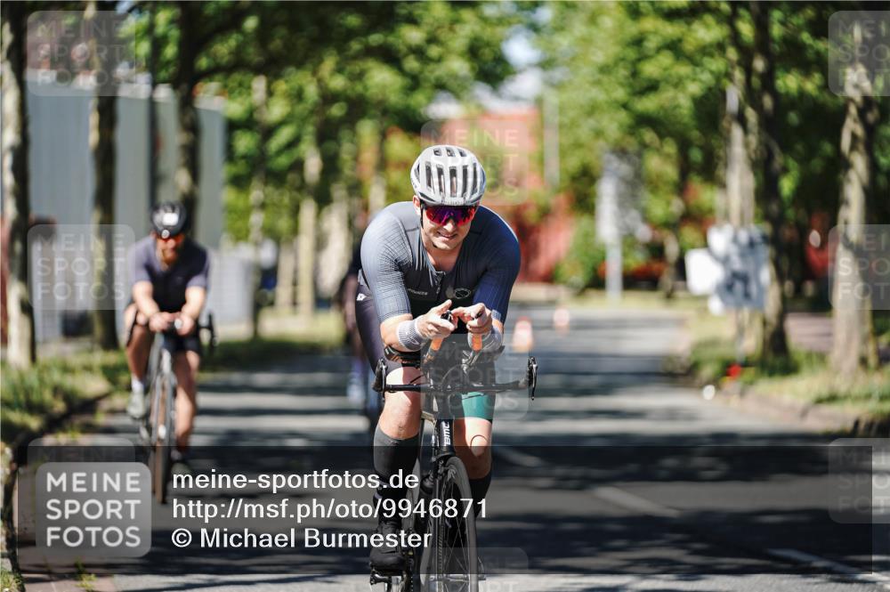 09.08.2026 - GEWOBA Citytriathlon Bremen Michael Burmester http://msf.ph/oto/9946871 09.08.2026 12:10:04 Radfahren 619, 633, 635, 688, 718, 729, 770, 774, 1002 meine-sportfotos.de