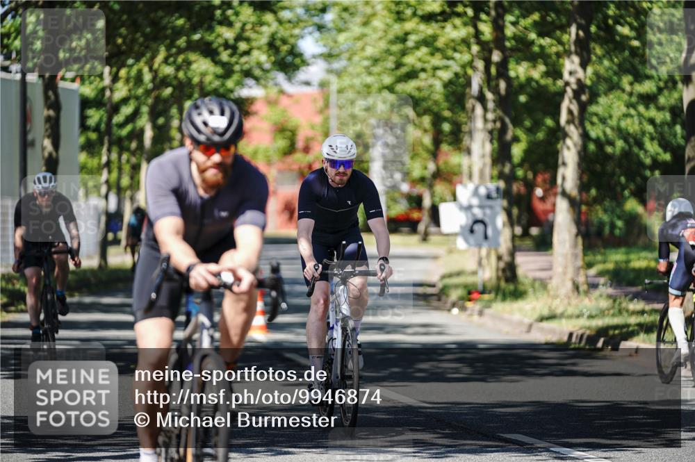 09.08.2026 - GEWOBA Citytriathlon Bremen Michael Burmester http://msf.ph/oto/9946874 09.08.2026 12:10:05 Radfahren 619, 633, 688, 718, 729, 770, 774, 1002 meine-sportfotos.de