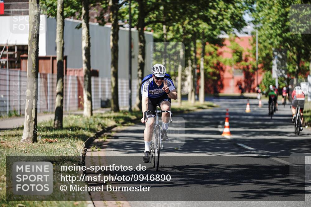 09.08.2026 - GEWOBA Citytriathlon Bremen Michael Burmester http://msf.ph/oto/9946890 09.08.2026 12:10:31 Radfahren 563, 776 meine-sportfotos.de