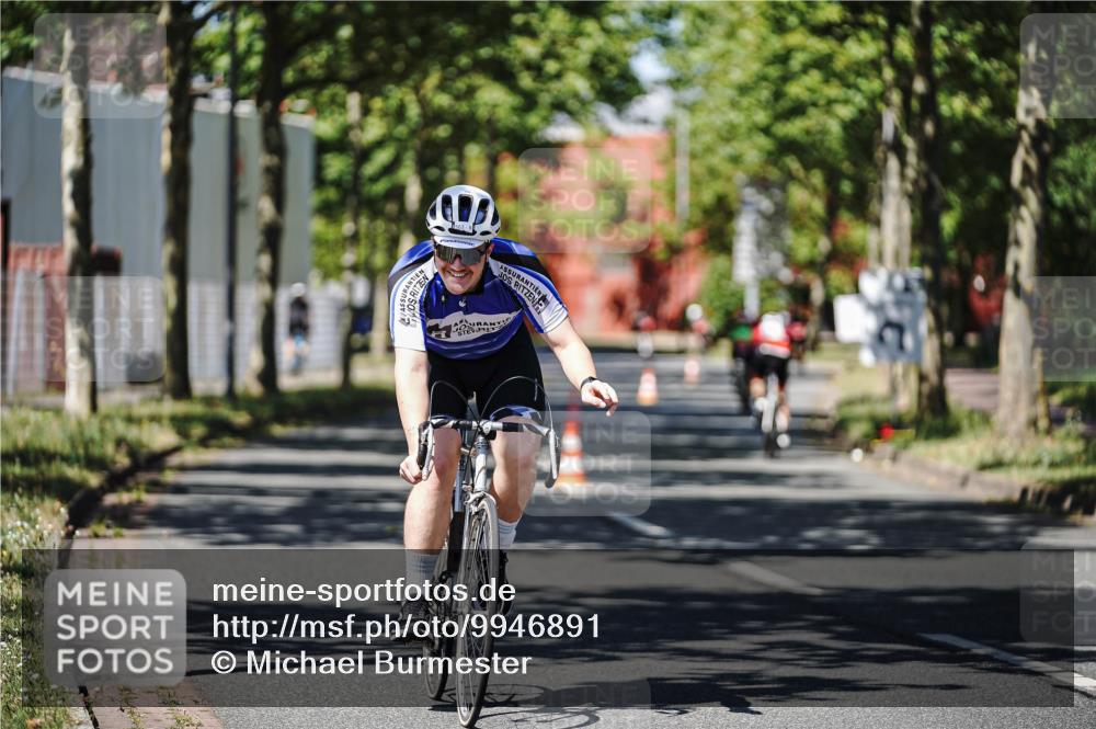 09.08.2026 - GEWOBA Citytriathlon Bremen Michael Burmester http://msf.ph/oto/9946891 09.08.2026 12:10:31 Radfahren 563, 776 meine-sportfotos.de