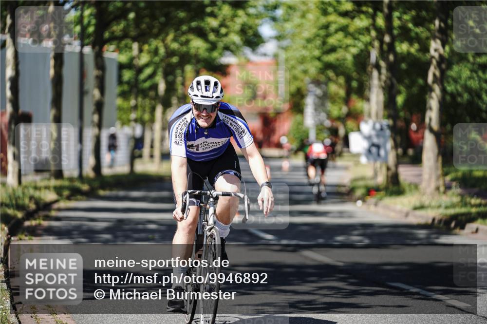 09.08.2026 - GEWOBA Citytriathlon Bremen Michael Burmester http://msf.ph/oto/9946892 09.08.2026 12:10:31 Radfahren 563, 776 meine-sportfotos.de