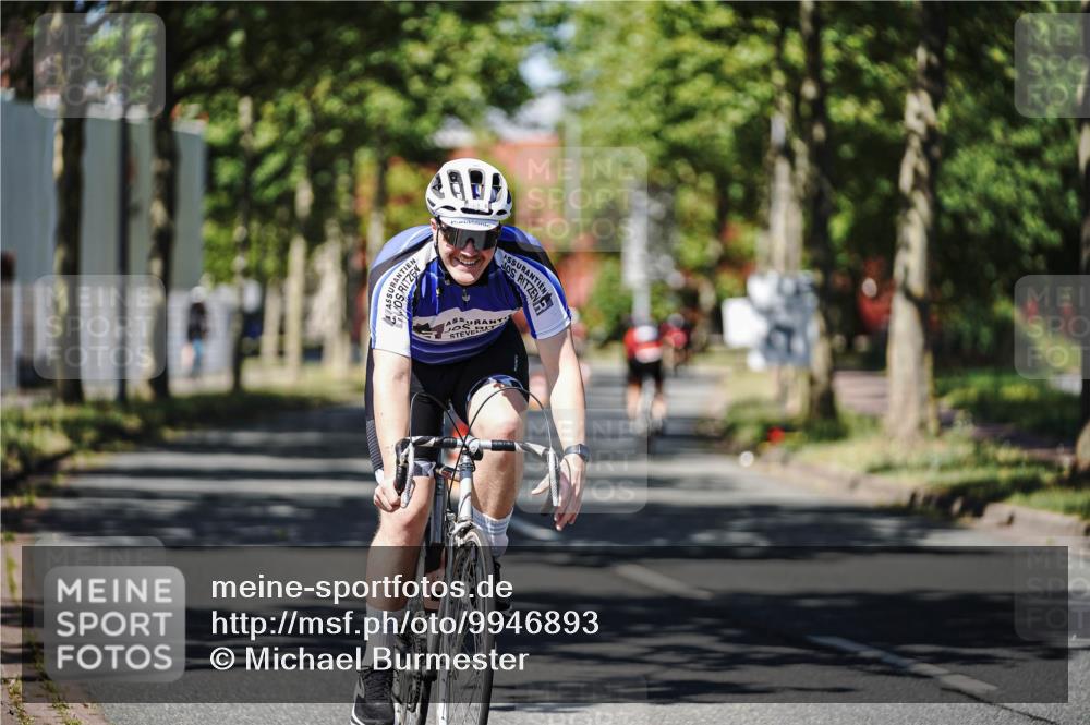 09.08.2026 - GEWOBA Citytriathlon Bremen Michael Burmester http://msf.ph/oto/9946893 09.08.2026 12:10:31 Radfahren 563, 776 meine-sportfotos.de