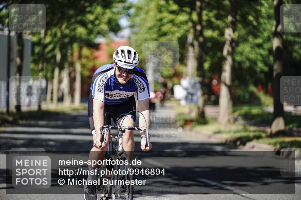 09.08.2026 - GEWOBA Citytriathlon Bremen Michael Burmester http://msf.ph/oto/9946894 09.08.2026 12:10:31 Radfahren 563, 776 meine-sportfotos.de