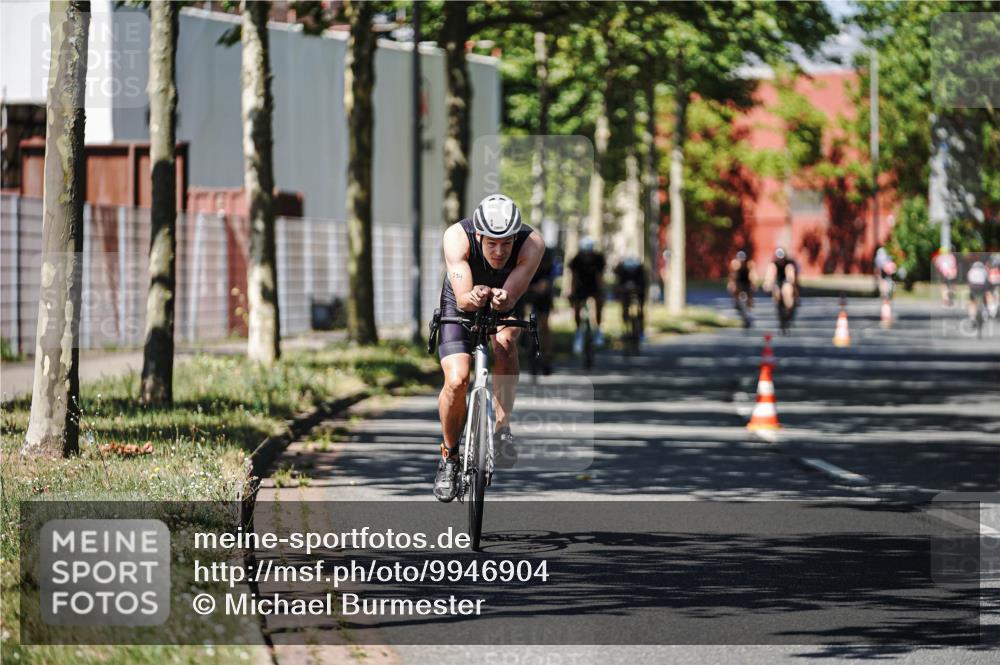 09.08.2026 - GEWOBA Citytriathlon Bremen Michael Burmester http://msf.ph/oto/9946904 09.08.2026 12:10:53 Radfahren 587, 669, 714, 740, 766 meine-sportfotos.de
