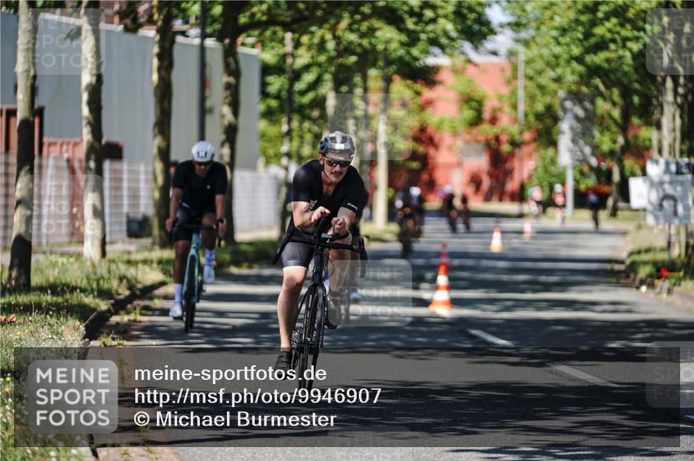 09.08.2026 - GEWOBA Citytriathlon Bremen Michael Burmester http://msf.ph/oto/9946907 09.08.2026 12:10:56 Radfahren 587, 652, 669, 690, 714, 740, 743, 766, 810, 831 meine-sportfotos.de