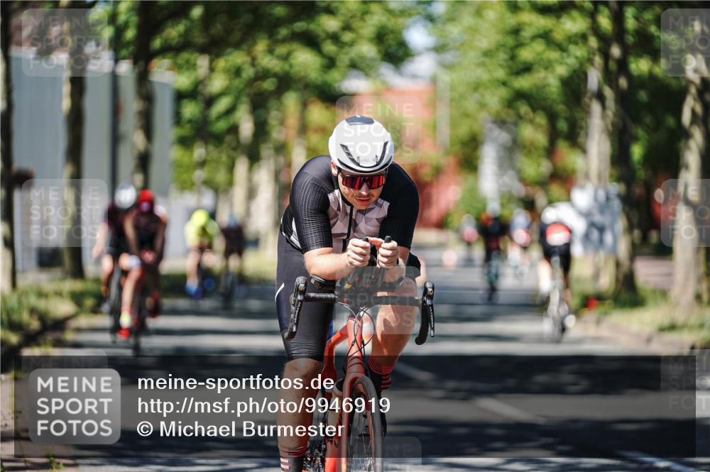 09.08.2026 - GEWOBA Citytriathlon Bremen Michael Burmester http://msf.ph/oto/9946919 09.08.2026 12:11:04 Radfahren 587, 641, 652, 669, 690, 714, 743, 789, 801, 810, 831 meine-sportfotos.de