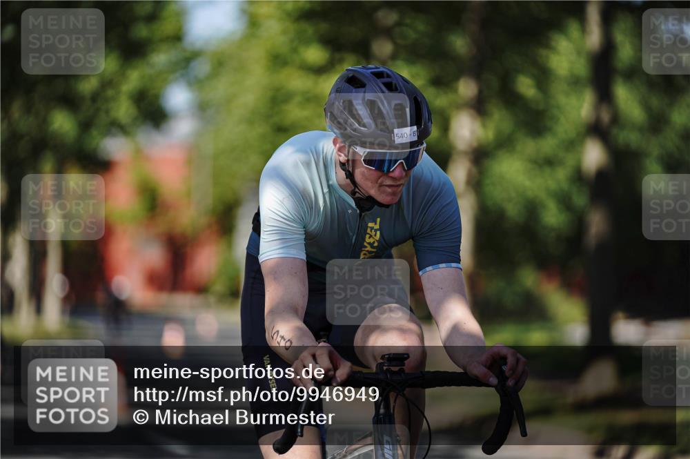 09.08.2026 - GEWOBA Citytriathlon Bremen Michael Burmester http://msf.ph/oto/9946949 09.08.2026 12:11:27 Radfahren 112, 540, 588, 666, 692, 698, 703, 767, 854, 1153 meine-sportfotos.de