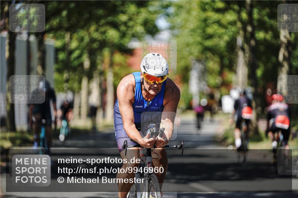 09.08.2026 - GEWOBA Citytriathlon Bremen Michael Burmester http://msf.ph/oto/9946960 09.08.2026 12:11:39 Radfahren 540, 549, 631, 666, 676, 691, 692, 712, 732, 862, 1153 meine-sportfotos.de