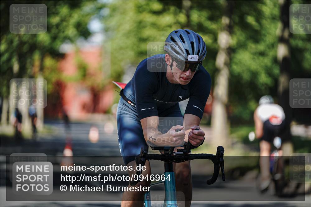 09.08.2026 - GEWOBA Citytriathlon Bremen Michael Burmester http://msf.ph/oto/9946964 09.08.2026 12:11:41 Radfahren 549, 631, 676, 691, 692, 712, 732, 862, 1153 meine-sportfotos.de