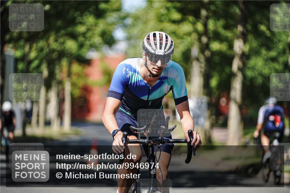 09.08.2026 - GEWOBA Citytriathlon Bremen Michael Burmester http://msf.ph/oto/9946974 09.08.2026 12:11:47 Radfahren 549, 631, 642, 660, 676, 691, 712, 732, 862 meine-sportfotos.de