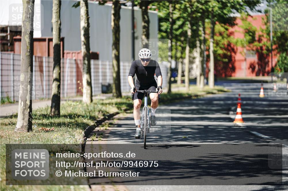 09.08.2026 - GEWOBA Citytriathlon Bremen Michael Burmester http://msf.ph/oto/9946975 09.08.2026 12:11:49 Radfahren 549, 631, 642, 660, 676, 691, 712, 732, 862 meine-sportfotos.de