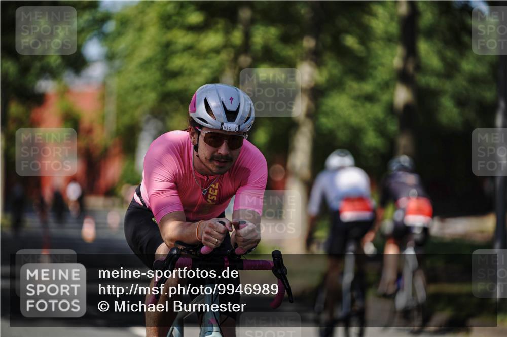09.08.2026 - GEWOBA Citytriathlon Bremen Michael Burmester http://msf.ph/oto/9946989 09.08.2026 12:12:15 Radfahren 610, 618, 632, 677, 697 meine-sportfotos.de