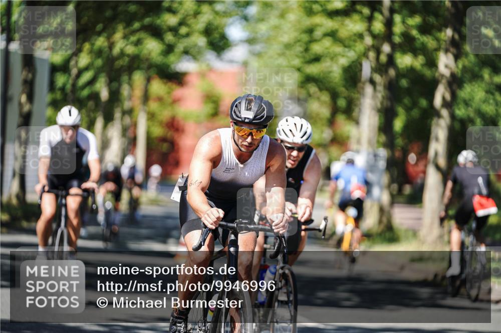 09.08.2026 - GEWOBA Citytriathlon Bremen Michael Burmester http://msf.ph/oto/9946996 09.08.2026 12:12:25 Radfahren 544, 589, 610, 632, 661, 677, 697, 791, 825, 835, 1127, 1131 meine-sportfotos.de