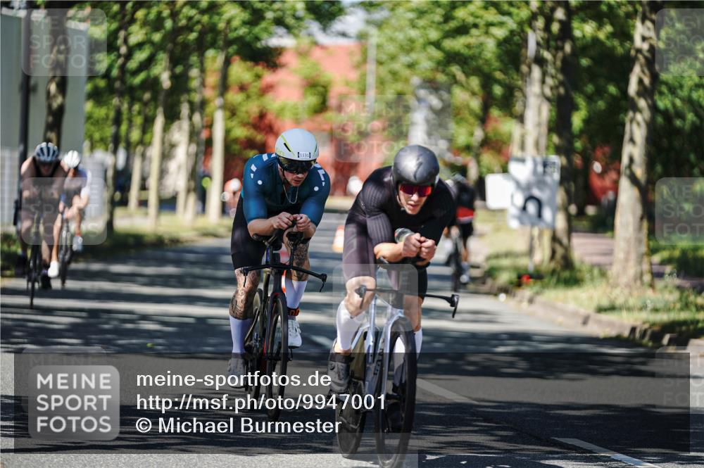09.08.2026 - GEWOBA Citytriathlon Bremen Michael Burmester http://msf.ph/oto/9947001 09.08.2026 12:12:27 Radfahren 544, 589, 610, 632, 661, 697, 791, 825, 835, 1127, 1131 meine-sportfotos.de