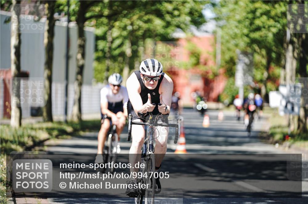 09.08.2026 - GEWOBA Citytriathlon Bremen Michael Burmester http://msf.ph/oto/9947005 09.08.2026 12:12:29 Radfahren 544, 589, 610, 632, 661, 697, 791, 825, 835, 1127, 1131 meine-sportfotos.de