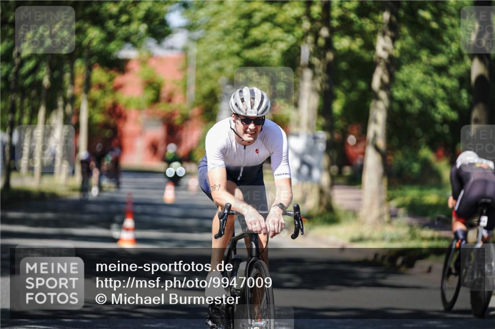 09.08.2026 - GEWOBA Citytriathlon Bremen Michael Burmester http://msf.ph/oto/9947009 09.08.2026 12:12:30 Radfahren 544, 589, 632, 661, 697, 791, 825, 835, 1127, 1131 meine-sportfotos.de