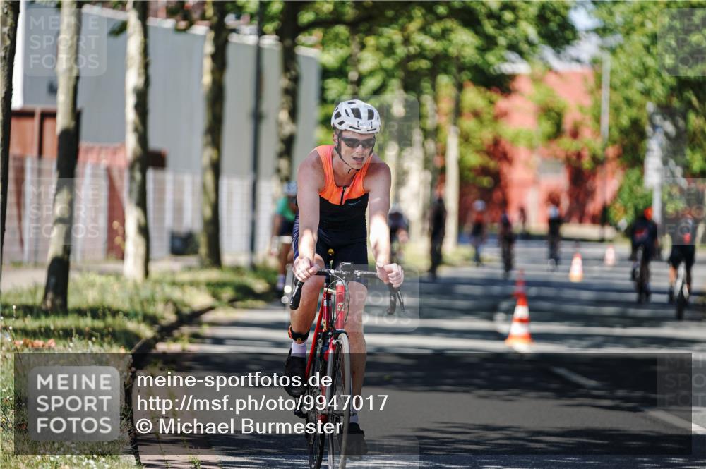 09.08.2026 - GEWOBA Citytriathlon Bremen Michael Burmester http://msf.ph/oto/9947017 09.08.2026 12:12:39 Radfahren 544, 593, 605, 661, 683, 723, 764, 791, 825, 835, 951, 1127, 1131 meine-sportfotos.de