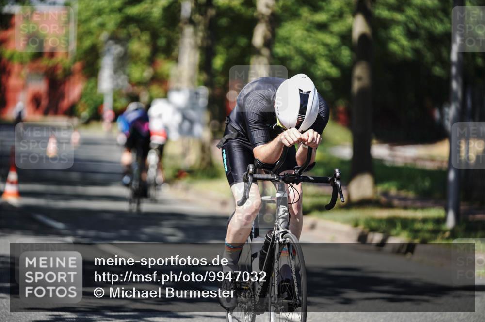 09.08.2026 - GEWOBA Citytriathlon Bremen Michael Burmester http://msf.ph/oto/9947032 09.08.2026 12:12:46 Radfahren 556, 593, 605, 606, 683, 686, 723, 764, 878, 951 meine-sportfotos.de