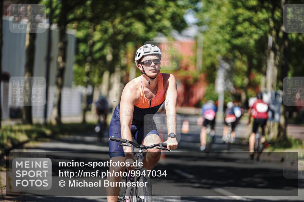 09.08.2026 - GEWOBA Citytriathlon Bremen Michael Burmester http://msf.ph/oto/9947034 09.08.2026 12:12:47 Radfahren 556, 593, 605, 606, 683, 686, 723, 764, 878, 951 meine-sportfotos.de