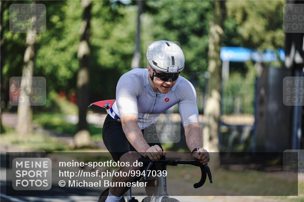 09.08.2026 - GEWOBA Citytriathlon Bremen Michael Burmester http://msf.ph/oto/9947039 09.08.2026 12:12:51 Radfahren 556, 593, 605, 606, 683, 686, 723, 764, 843, 852, 878, 951 meine-sportfotos.de