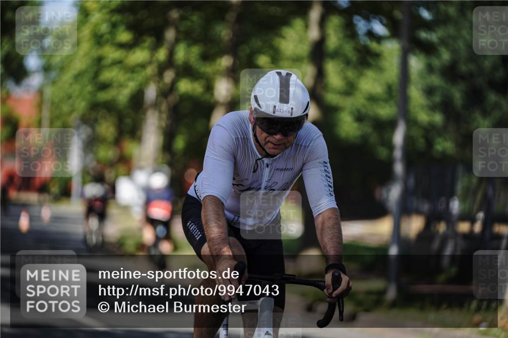 09.08.2026 - GEWOBA Citytriathlon Bremen Michael Burmester http://msf.ph/oto/9947043 09.08.2026 12:12:55 Radfahren 556, 593, 606, 686, 843, 852, 878, 951 meine-sportfotos.de