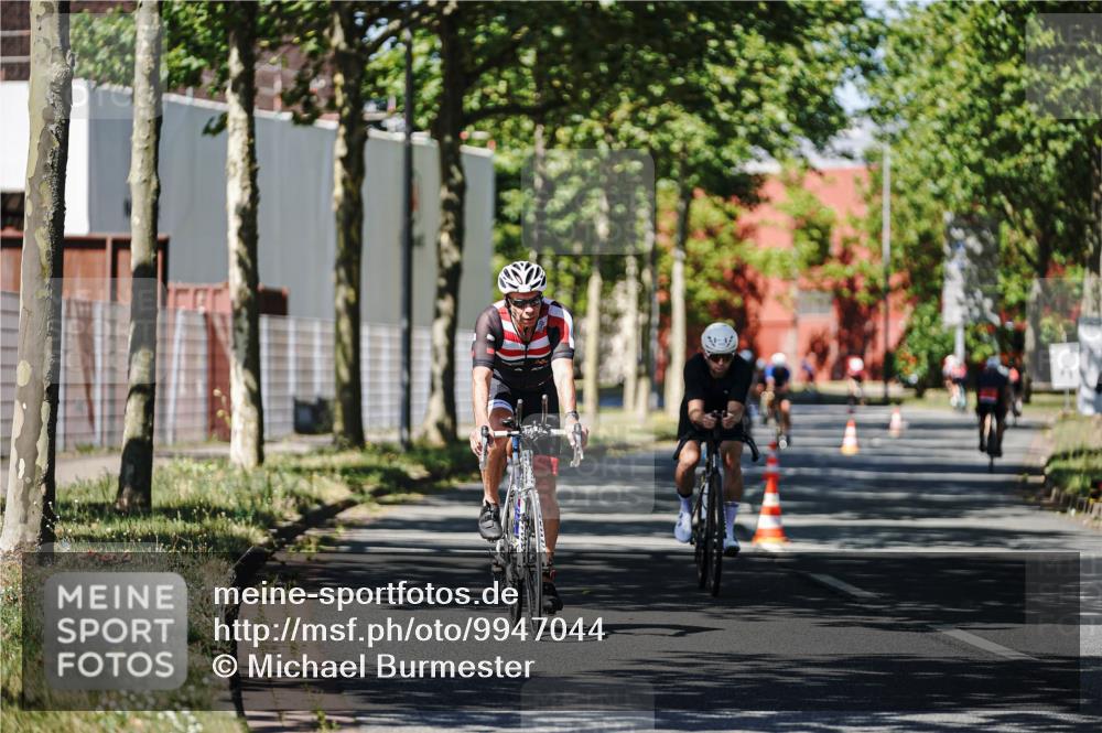 09.08.2026 - GEWOBA Citytriathlon Bremen Michael Burmester http://msf.ph/oto/9947044 09.08.2026 12:12:59 Radfahren 556, 606, 636, 658, 686, 747, 843, 852, 878, 951 meine-sportfotos.de