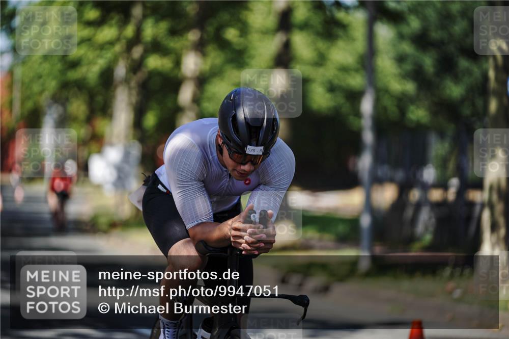 09.08.2026 - GEWOBA Citytriathlon Bremen Michael Burmester http://msf.ph/oto/9947051 09.08.2026 12:13:03 Radfahren 556, 575, 616, 636, 658, 686, 747, 843, 852 meine-sportfotos.de