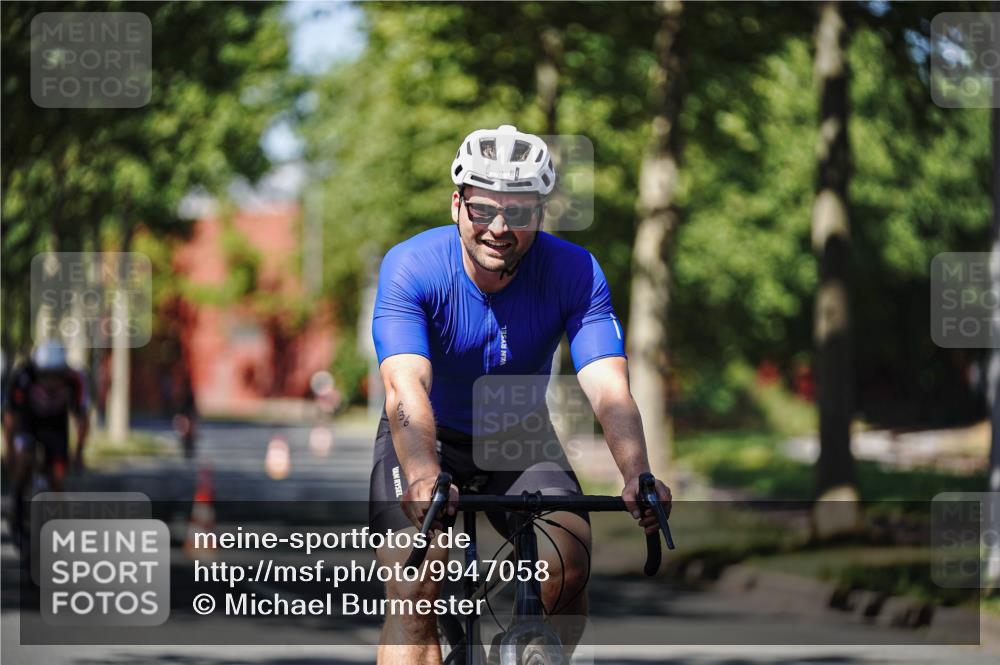 09.08.2026 - GEWOBA Citytriathlon Bremen Michael Burmester http://msf.ph/oto/9947058 09.08.2026 12:13:07 Radfahren 575, 616, 636, 658, 747, 843, 852 meine-sportfotos.de