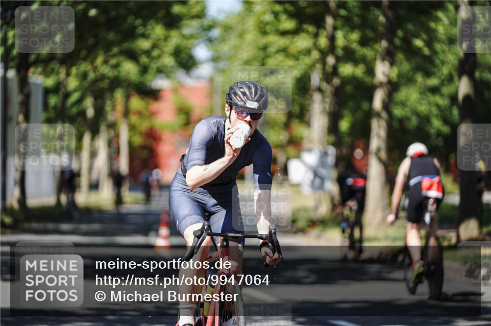 09.08.2026 - GEWOBA Citytriathlon Bremen Michael Burmester http://msf.ph/oto/9947064 09.08.2026 12:13:16 Radfahren 551, 575, 616, 636, 658, 747, 824, 882, 1116, 1148 meine-sportfotos.de