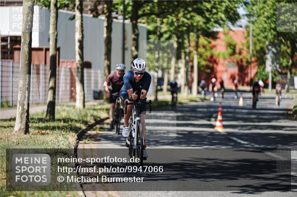 09.08.2026 - GEWOBA Citytriathlon Bremen Michael Burmester http://msf.ph/oto/9947066 09.08.2026 12:13:20 Radfahren 551, 575, 616, 824, 882, 1011, 1116, 1148 meine-sportfotos.de