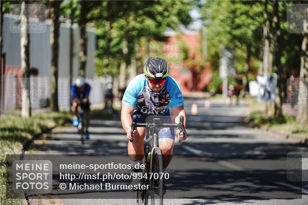 09.08.2026 - GEWOBA Citytriathlon Bremen Michael Burmester http://msf.ph/oto/9947070 09.08.2026 12:13:24 Radfahren 551, 591, 710, 824, 882, 884, 1011, 1116, 1148, 1150 meine-sportfotos.de