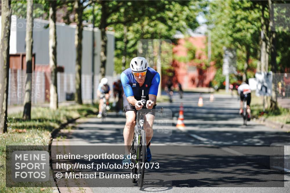 09.08.2026 - GEWOBA Citytriathlon Bremen Michael Burmester http://msf.ph/oto/9947073 09.08.2026 12:13:25 Radfahren 551, 591, 710, 824, 882, 884, 1011, 1116, 1148, 1150 meine-sportfotos.de