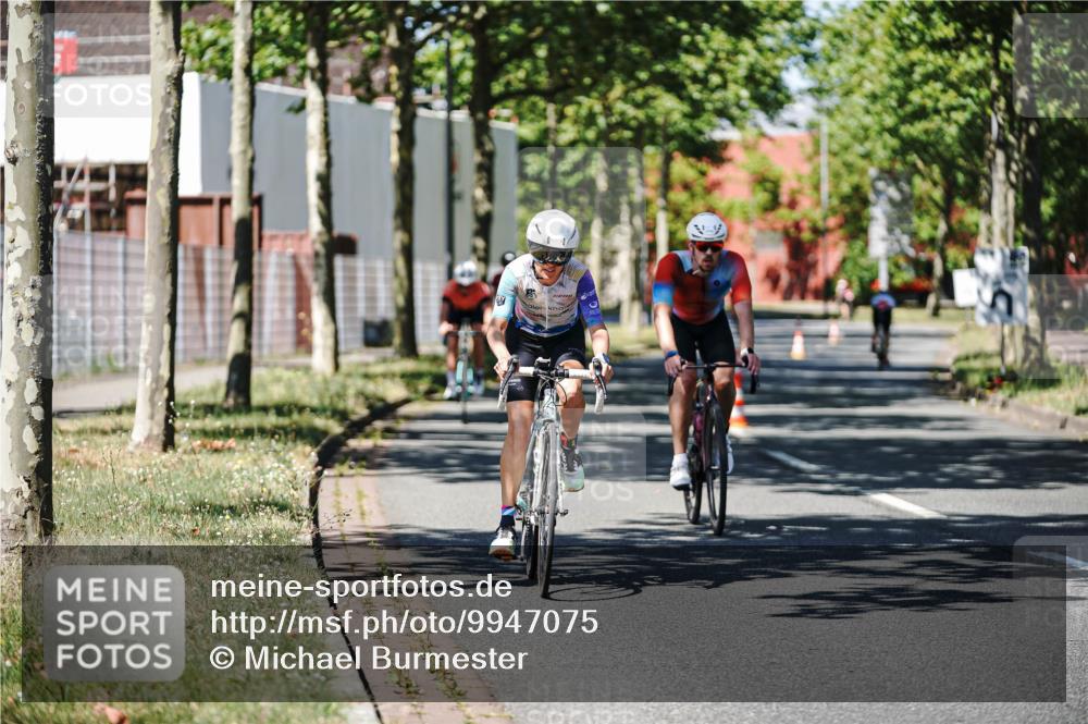 09.08.2026 - GEWOBA Citytriathlon Bremen Michael Burmester http://msf.ph/oto/9947075 09.08.2026 12:13:28 Radfahren 551, 591, 592, 685, 710, 824, 882, 884, 1011, 1116, 1148, 1150 meine-sportfotos.de