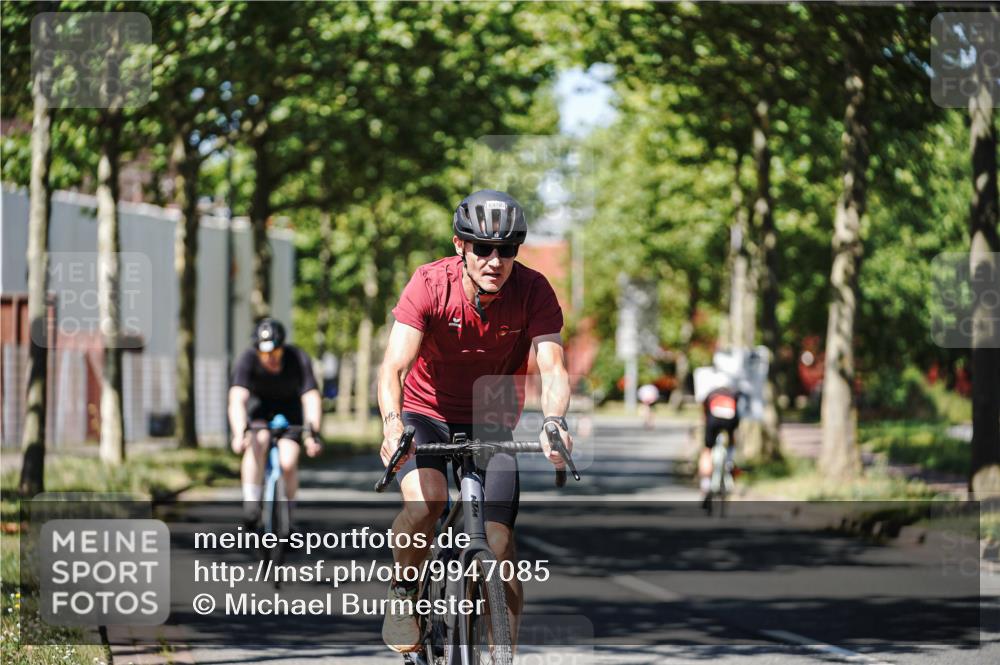 09.08.2026 - GEWOBA Citytriathlon Bremen Michael Burmester http://msf.ph/oto/9947085 09.08.2026 12:13:32 Radfahren 591, 592, 645, 685, 710, 824, 882, 884, 1011, 1116, 1150 meine-sportfotos.de