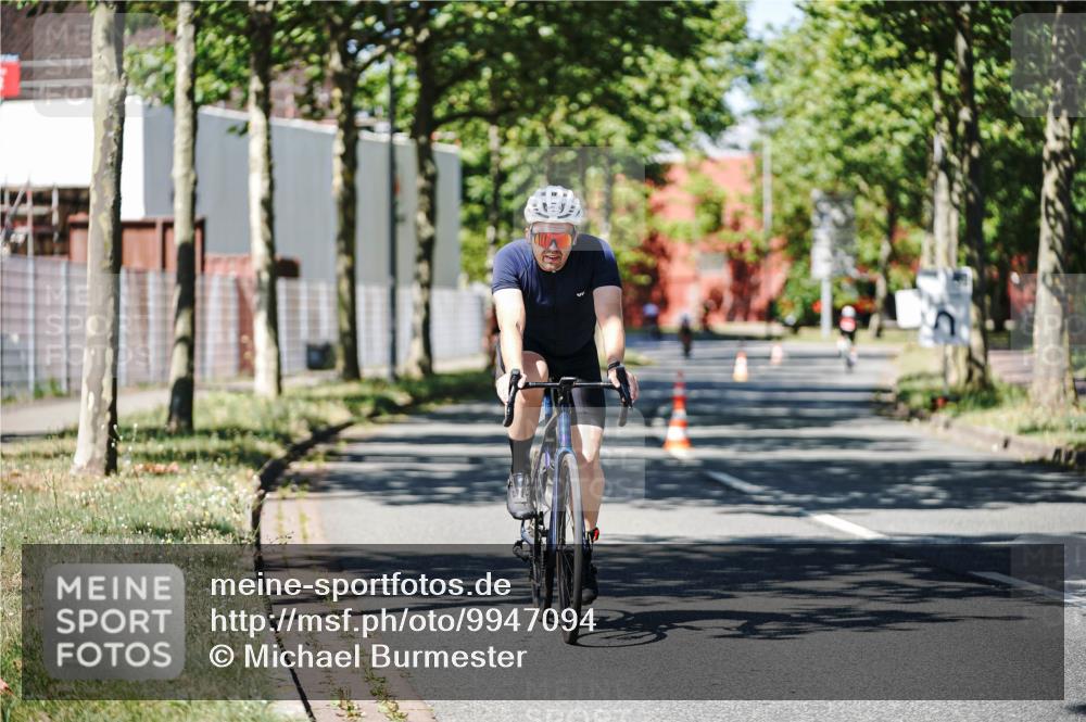 09.08.2026 - GEWOBA Citytriathlon Bremen Michael Burmester http://msf.ph/oto/9947094 09.08.2026 12:13:38 Radfahren 547, 591, 592, 645, 685, 710, 884, 1011, 1150 meine-sportfotos.de