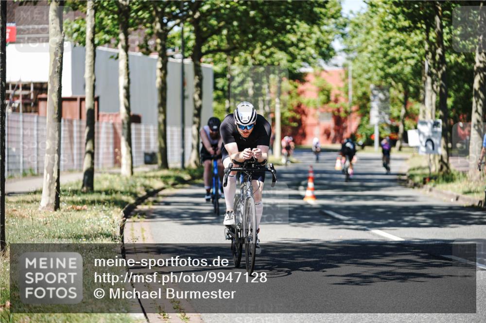 09.08.2026 - GEWOBA Citytriathlon Bremen Michael Burmester http://msf.ph/oto/9947128 09.08.2026 12:14:37 Radfahren 561, 574, 582, 647, 680, 721, 733 meine-sportfotos.de