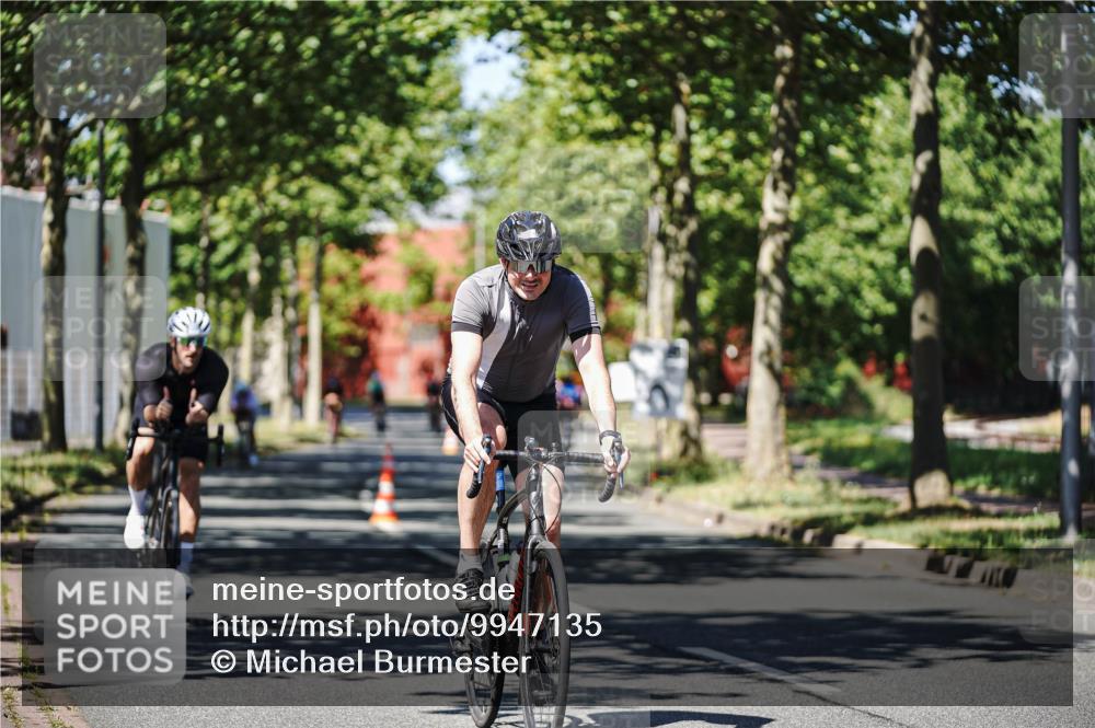 09.08.2026 - GEWOBA Citytriathlon Bremen Michael Burmester http://msf.ph/oto/9947135 09.08.2026 12:14:41 Radfahren 561, 574, 582, 679, 680, 721, 733, 746, 750 meine-sportfotos.de