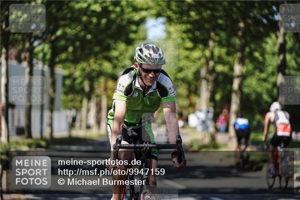 09.08.2026 - GEWOBA Citytriathlon Bremen Michael Burmester http://msf.ph/oto/9947159 09.08.2026 12:15:04 Radfahren 924, 1004, 1015 meine-sportfotos.de