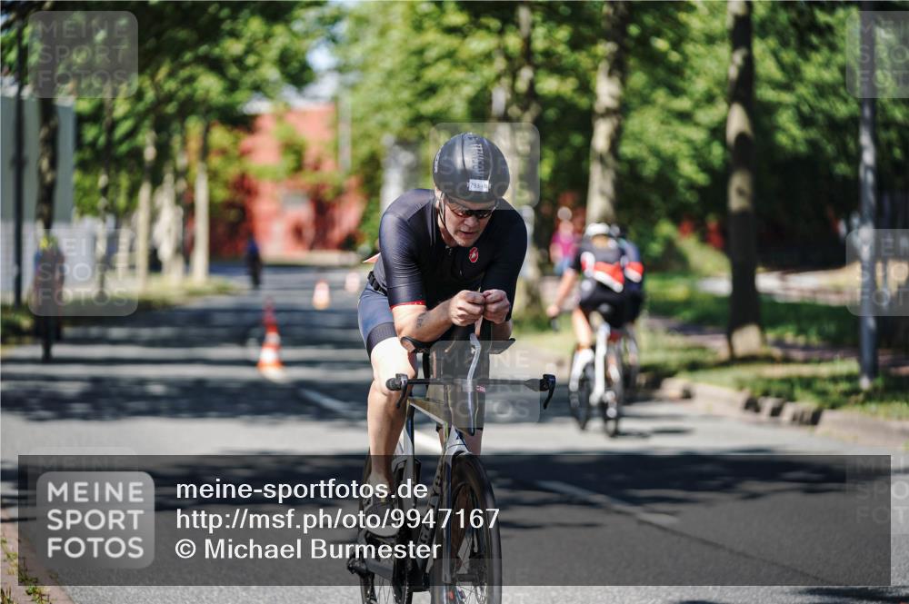 09.08.2026 - GEWOBA Citytriathlon Bremen Michael Burmester http://msf.ph/oto/9947167 09.08.2026 12:15:13 Radfahren 613, 615, 646, 793, 924, 1008, 1015, 1016, 1128 meine-sportfotos.de