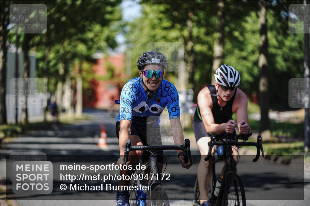 09.08.2026 - GEWOBA Citytriathlon Bremen Michael Burmester http://msf.ph/oto/9947172 09.08.2026 12:15:23 Radfahren 613, 615, 646, 655, 793, 1008, 1016, 1128 meine-sportfotos.de