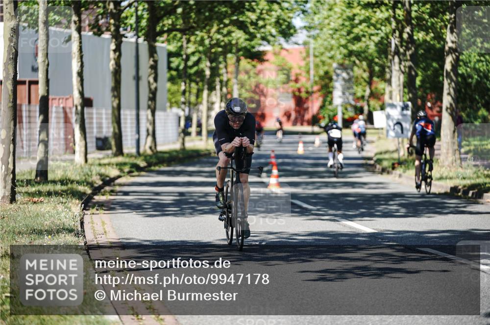 09.08.2026 - GEWOBA Citytriathlon Bremen Michael Burmester http://msf.ph/oto/9947178 09.08.2026 12:15:31 Radfahren 615, 655, 735, 793, 1008 meine-sportfotos.de