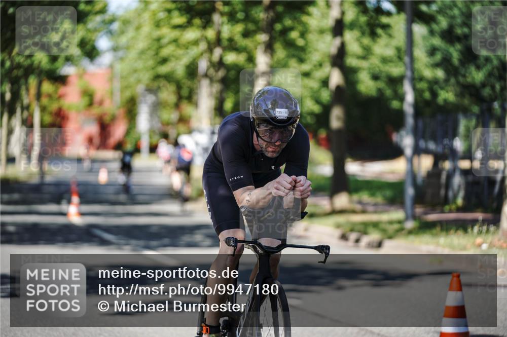 09.08.2026 - GEWOBA Citytriathlon Bremen Michael Burmester http://msf.ph/oto/9947180 09.08.2026 12:15:32 Radfahren 615, 655, 735, 793, 1008, 1137 meine-sportfotos.de