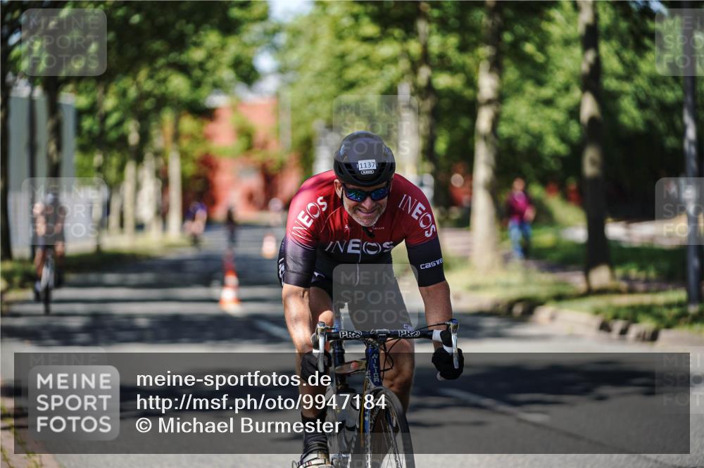 09.08.2026 - GEWOBA Citytriathlon Bremen Michael Burmester http://msf.ph/oto/9947184 09.08.2026 12:15:39 Radfahren 655, 735, 765, 1137 meine-sportfotos.de
