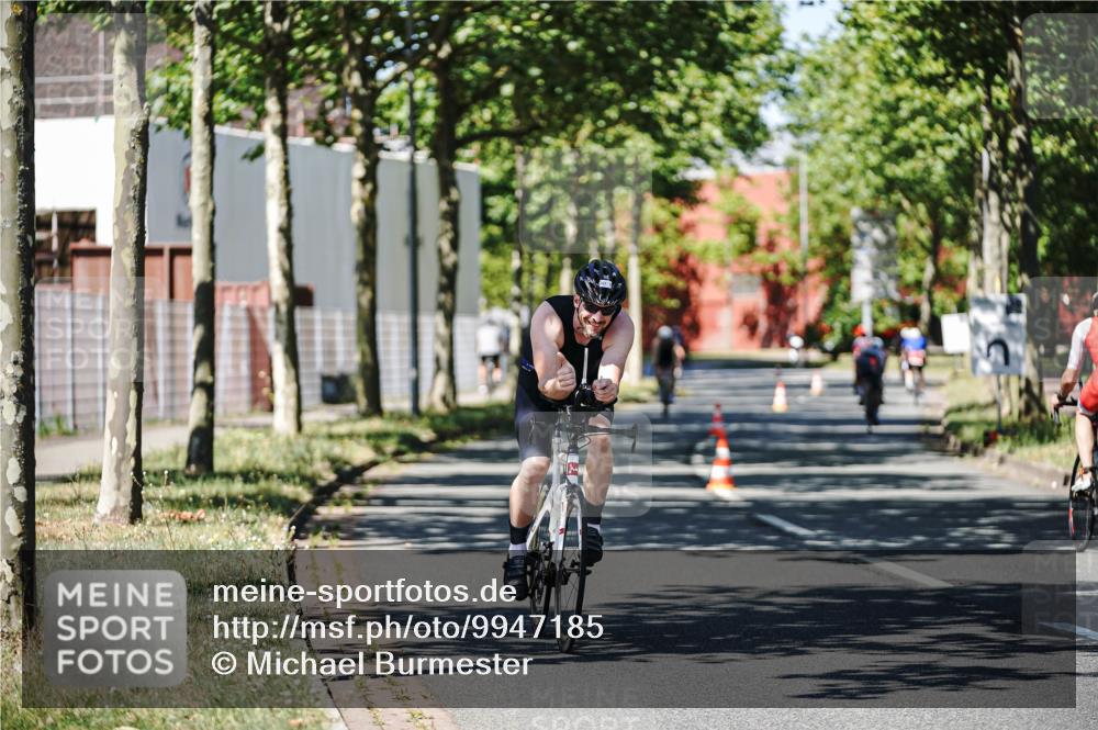 09.08.2026 - GEWOBA Citytriathlon Bremen Michael Burmester http://msf.ph/oto/9947185 09.08.2026 12:15:41 Radfahren 735, 765, 880, 1133, 1137 meine-sportfotos.de